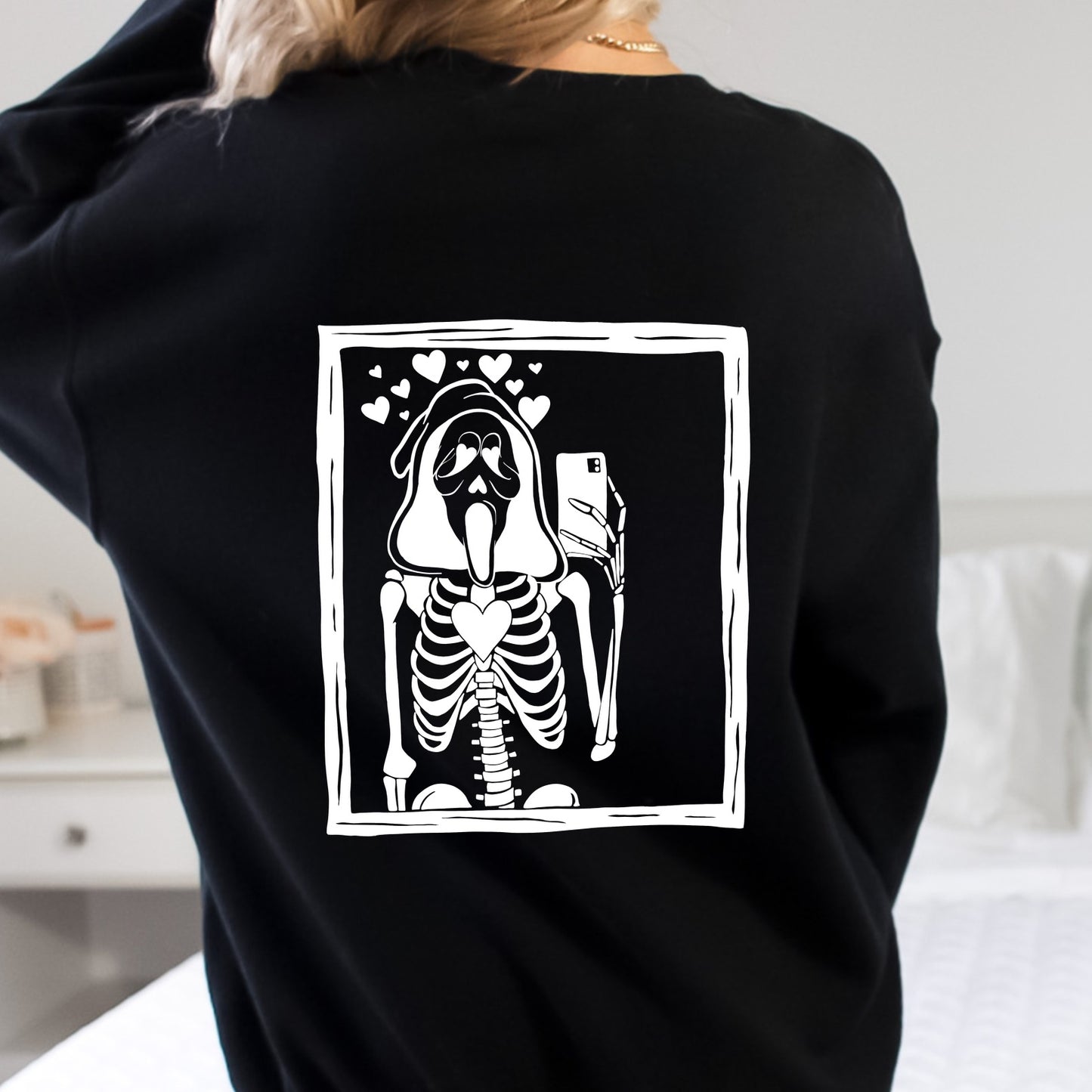 SPOOKY MIRROR CREWNECK